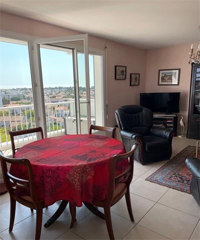 A ROYAN, à 1 km du marché