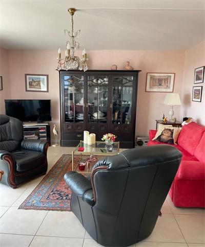 A ROYAN, à 1 km du marché