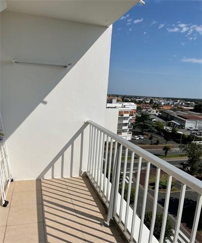 A ROYAN, à 1 km du marché